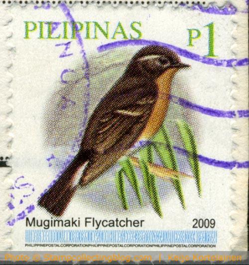 2009 Philippines - Bird definitive stamp. Notice the small print at the bottom of stamp. 2009 Philippines - Bird definitive stamp. Notice the small print at the bottom of stamp.