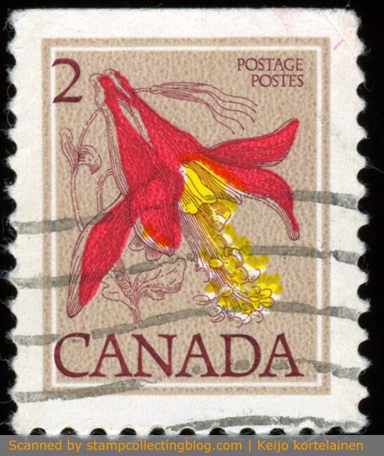 1977 Canada. 2c flower definitive stamp with color shift (brown). Perf. 12:12½, cut from top (booklet stamp). Photogravure and steel engraving. Michel 652 IID.